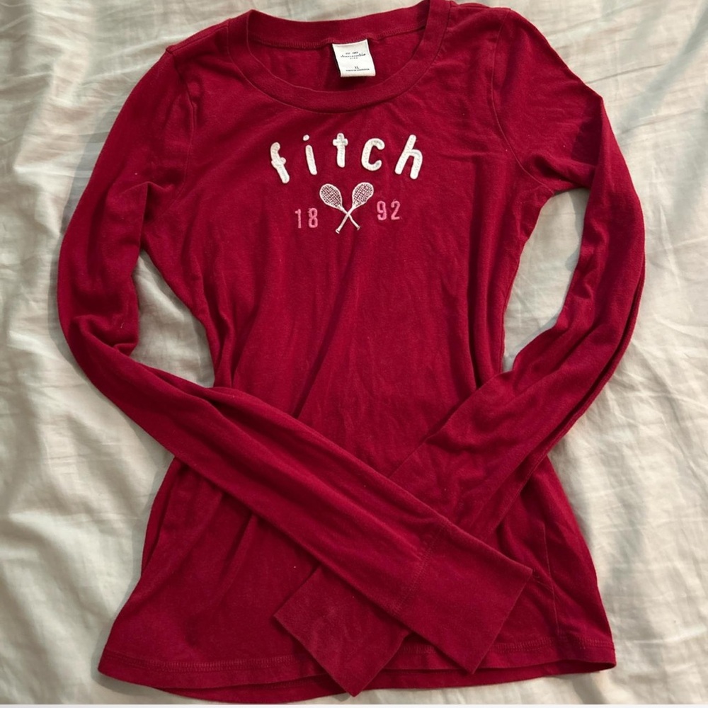 Abercrombie & Fitch Red Long Sleeve Tee
